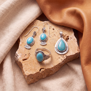 Southwestern Classics Turquoise Oval Ring